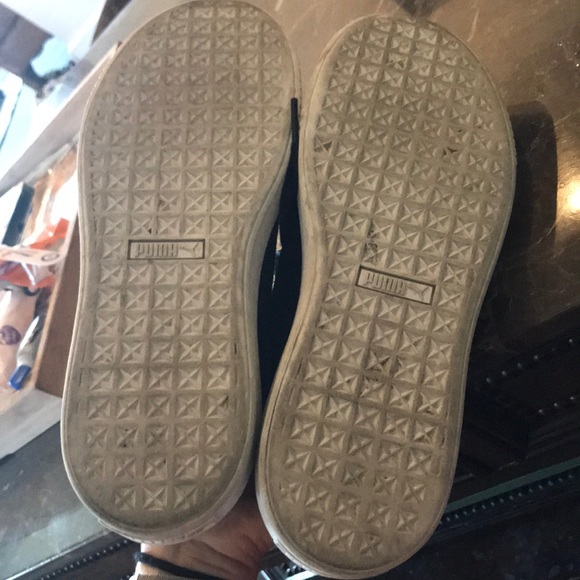 Black suede Pumas - Picture 5 of 7